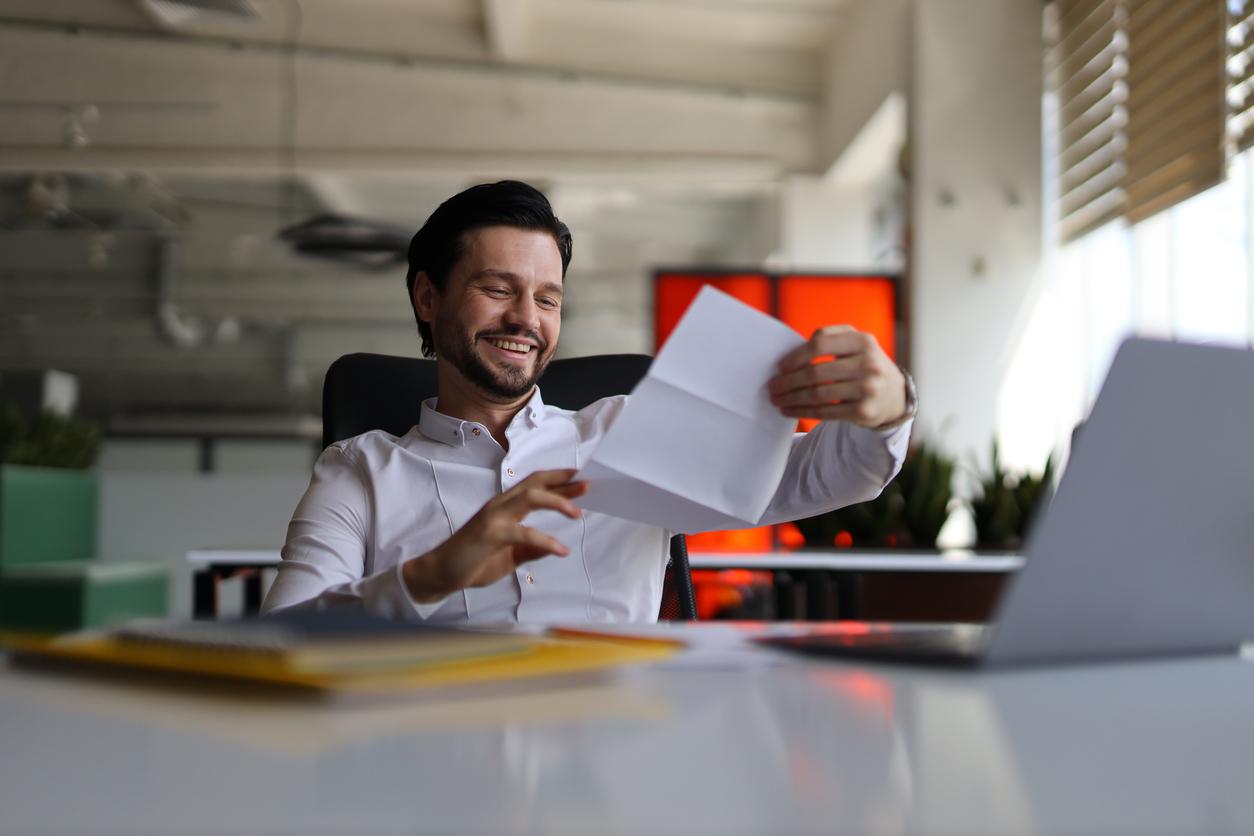 Navigating the Shifting Power Dynamic: How Expert Executives Can Seize Control of Their Careers